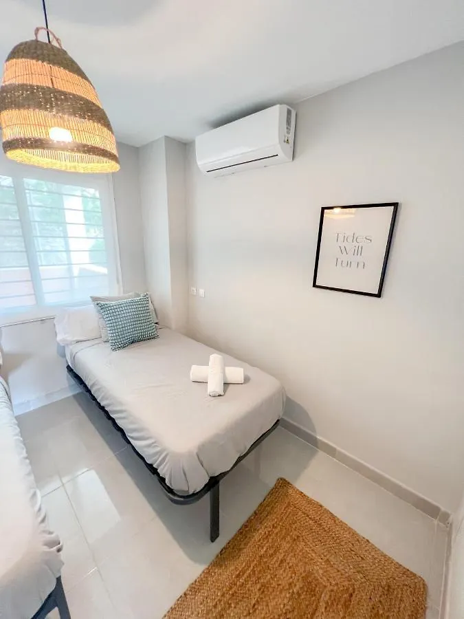 Cozy Apartment With Large Terrace Torremolinos España